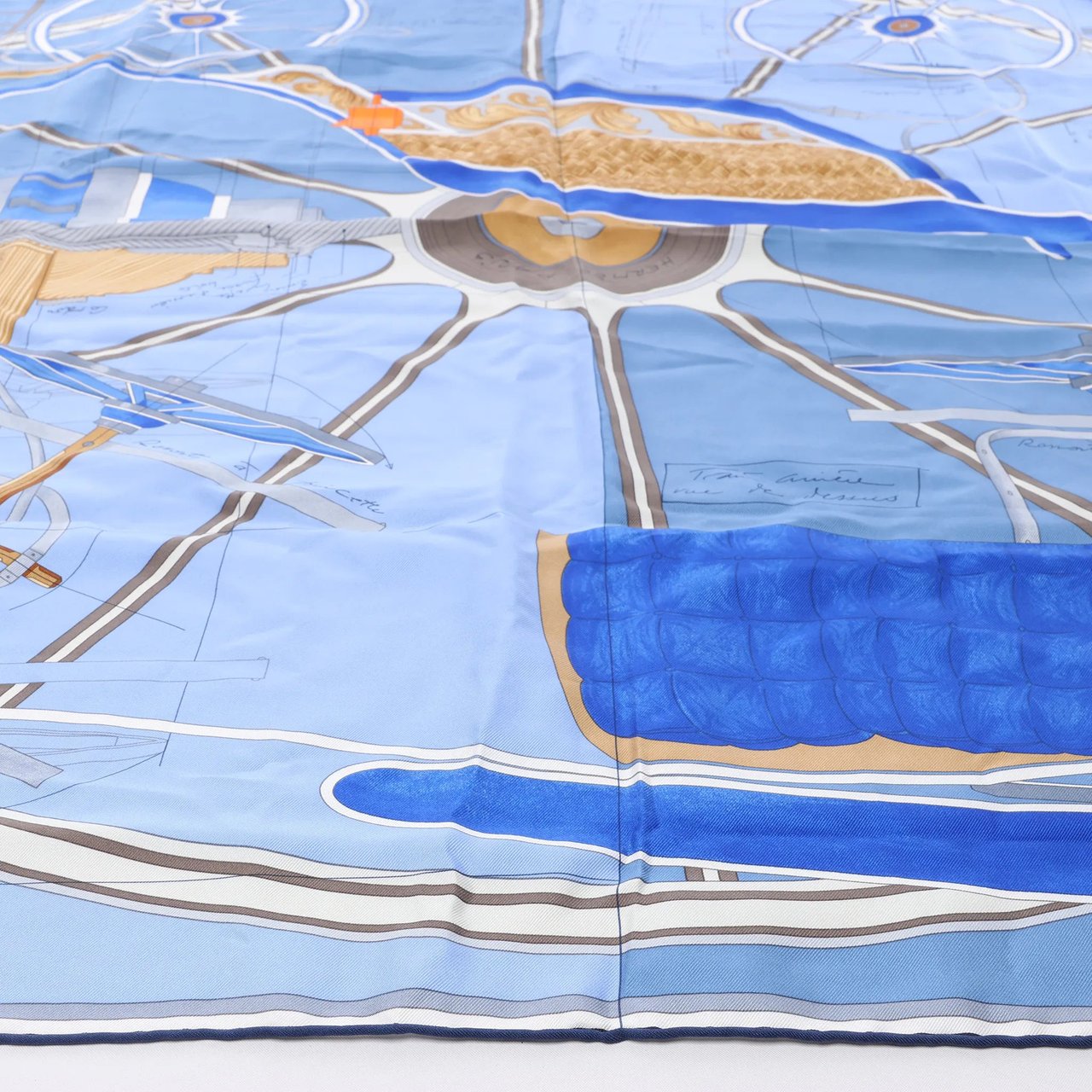Hermès Carré 90 "Projet De Voiture" Silk handkerchief in Blue Blauw