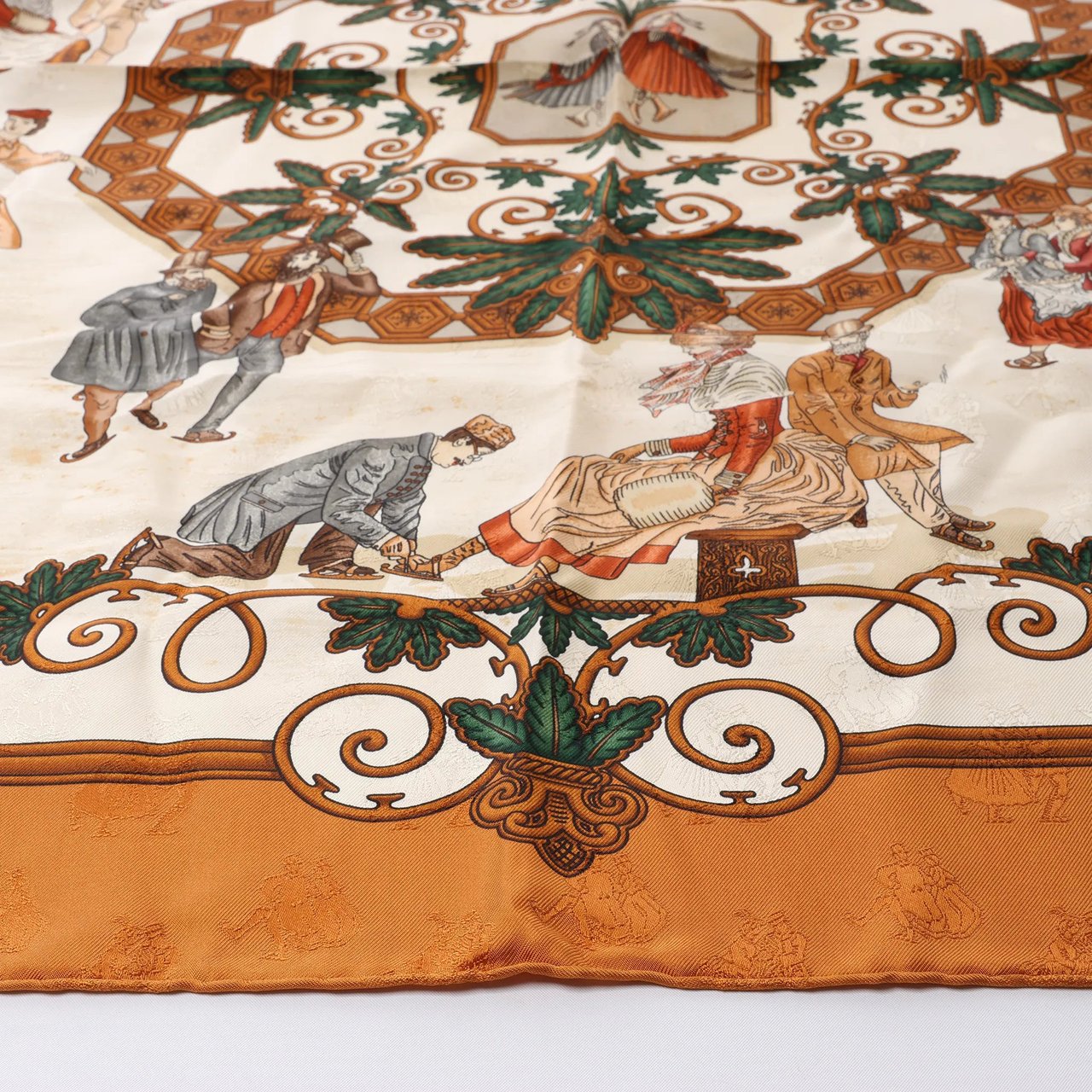 Hermès Carré 90 "Joies d’Hiver" Silk handkerchief in Brown Bruin