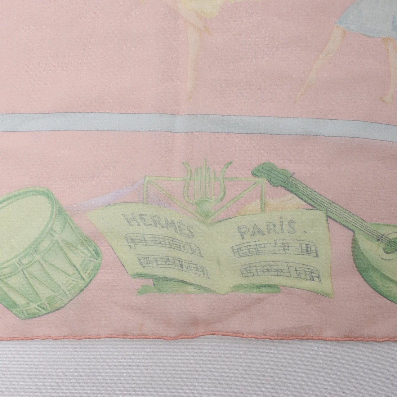 Hermès Carré 90 "La Dance ballet" Silk handkerchief in Pink Roze