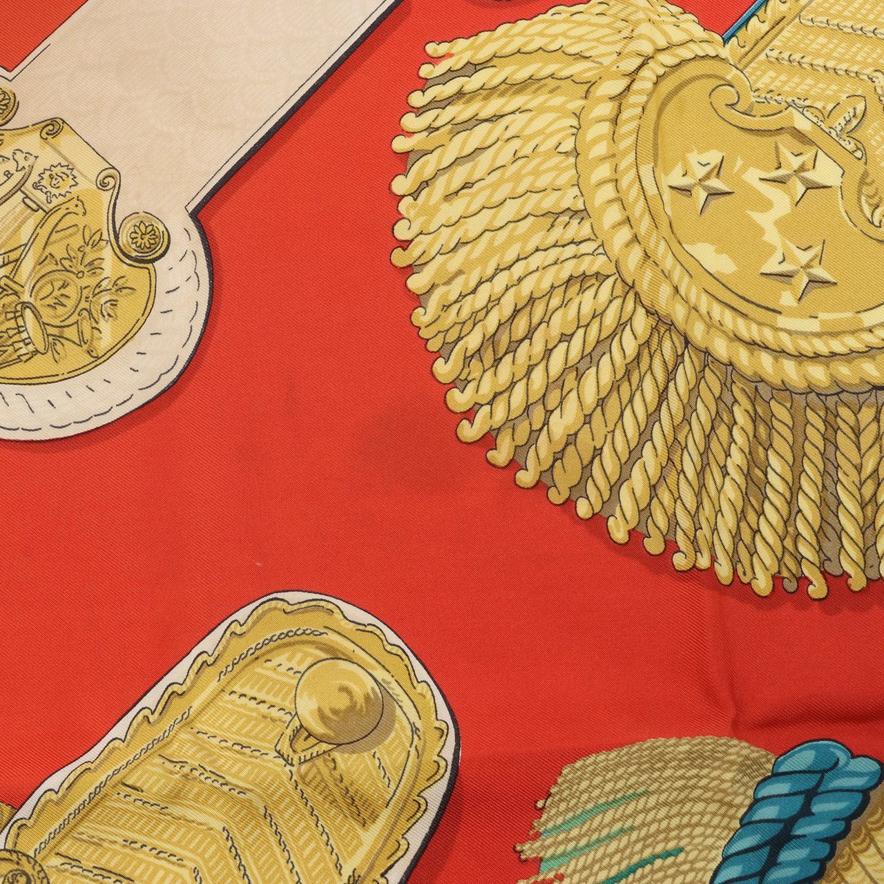 Hermès Carré 90 "Epaulettes" Silk handkerchief in Red Divers
