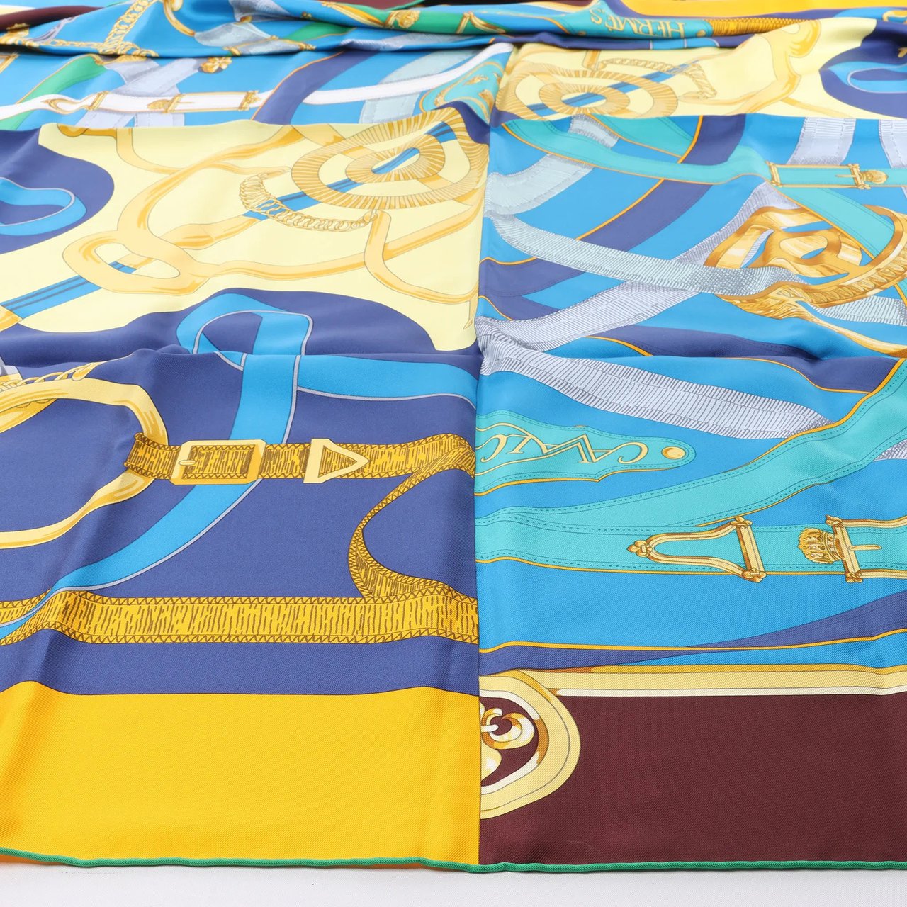 Hermès Carré 140 "Eperon d'Or" Silk handkerchief in Blue x Brown Divers