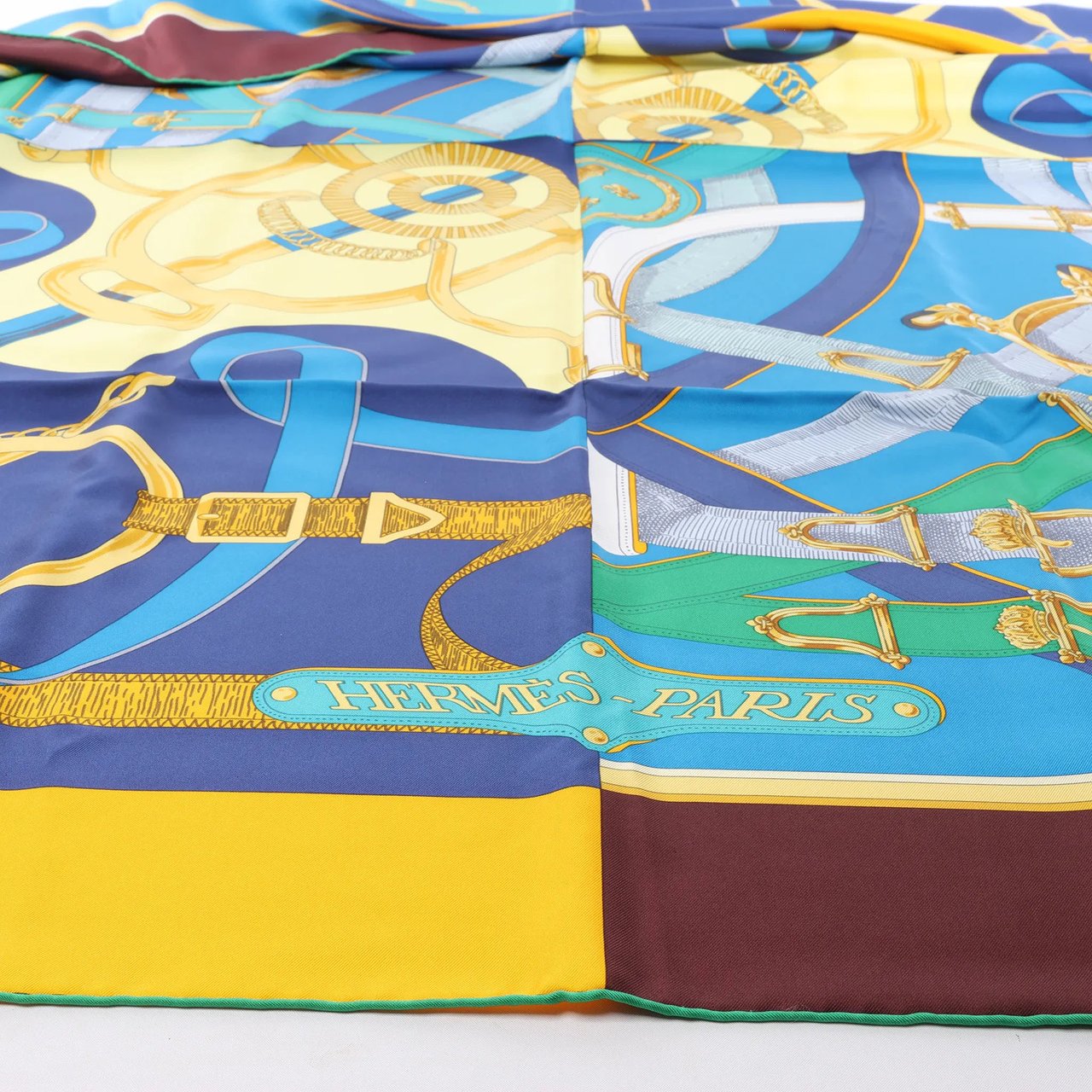 Hermès Carré 140 "Eperon d'Or" Silk handkerchief in Blue x Brown Divers