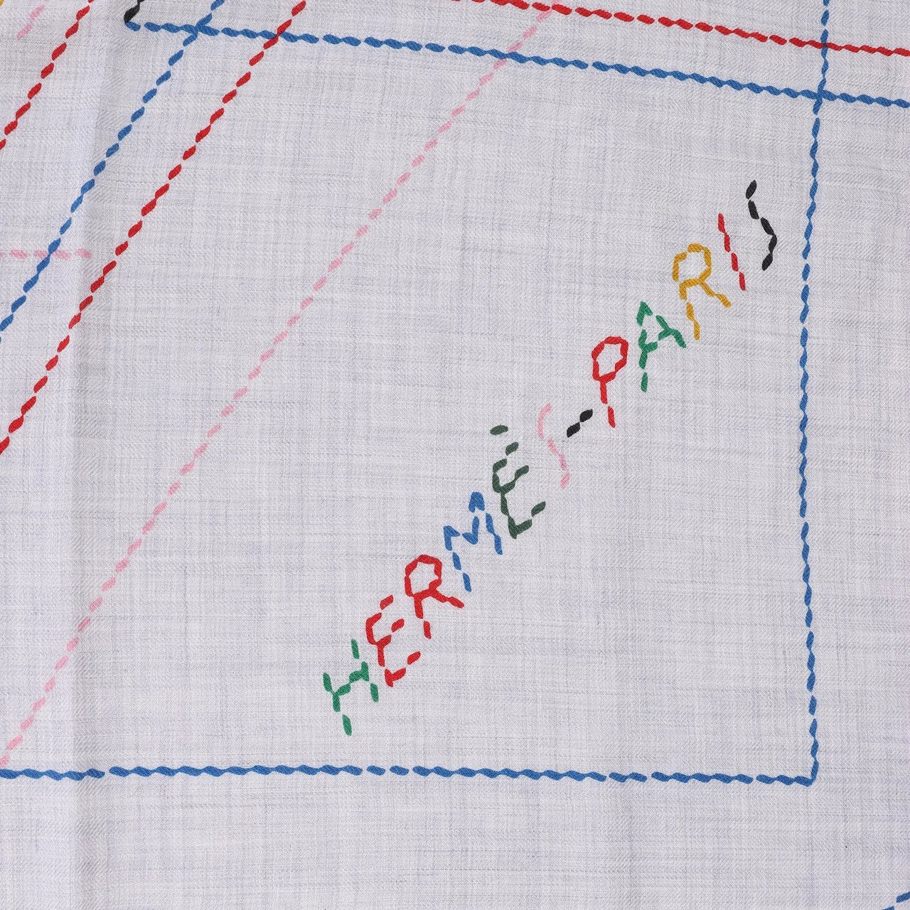 Hermès Carré Géant "PIQUE SELLIER" Cashmere & Silk Scarf in Gray Grijs