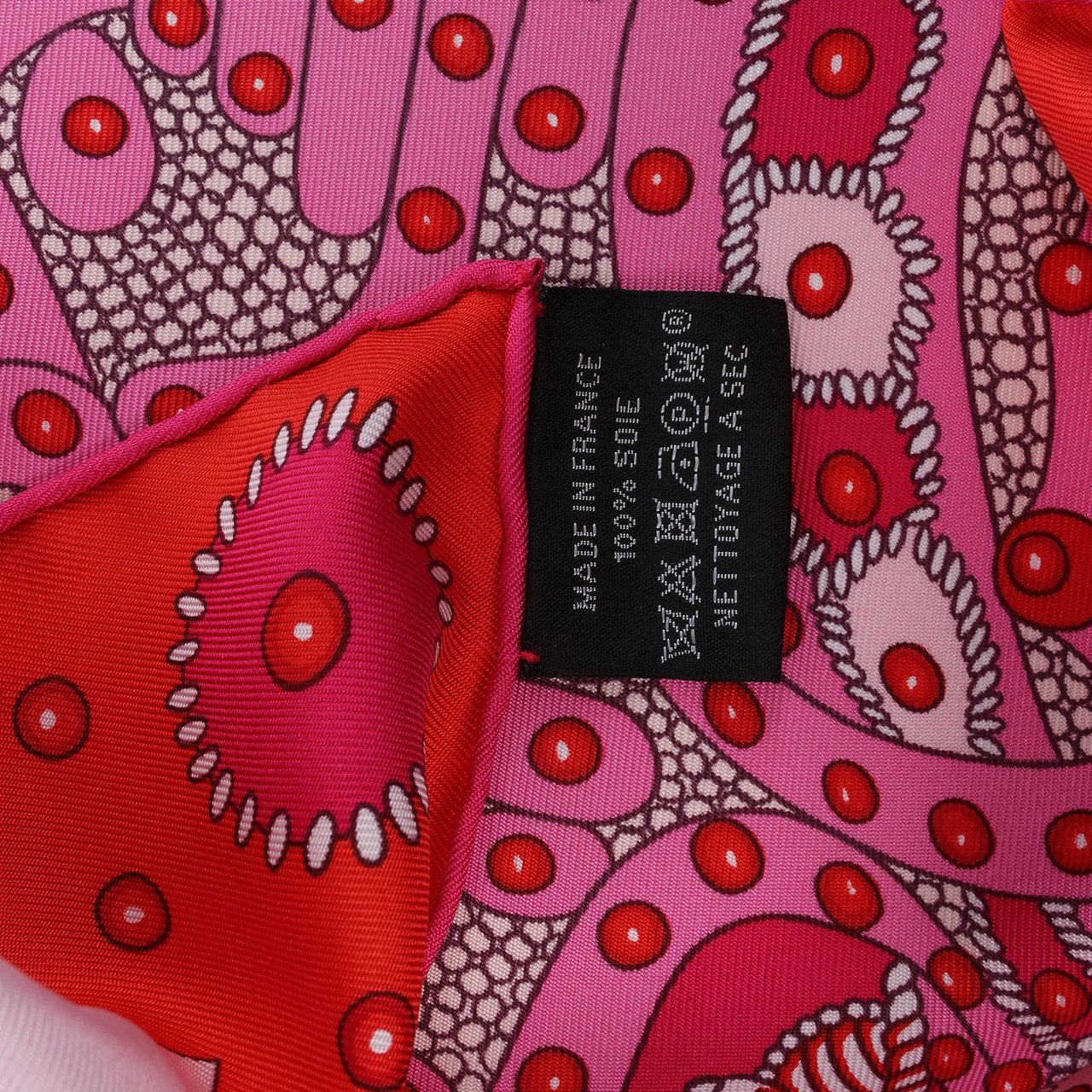 Hermès Carré 90 "SELLE DE DIGNITAIRE" Silk handkerchief in Pink Roze