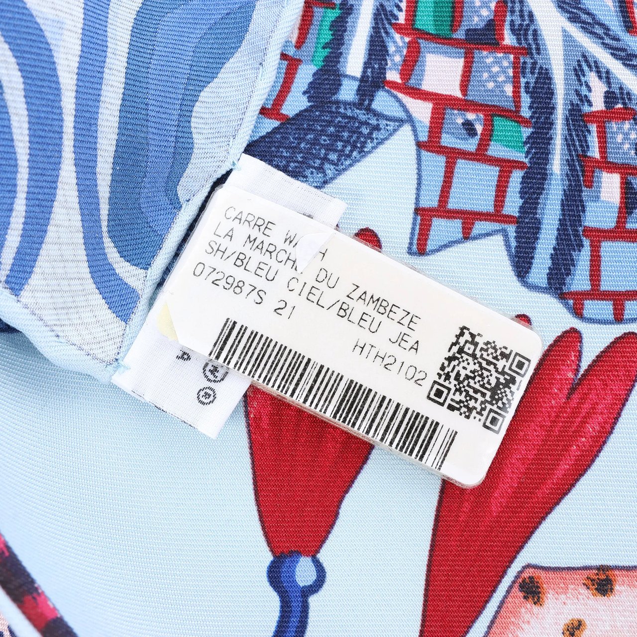 Hermès Carré 90 "LA MARCHE Du ZAMBEZE" Silk handkerchief in Blue Blauw