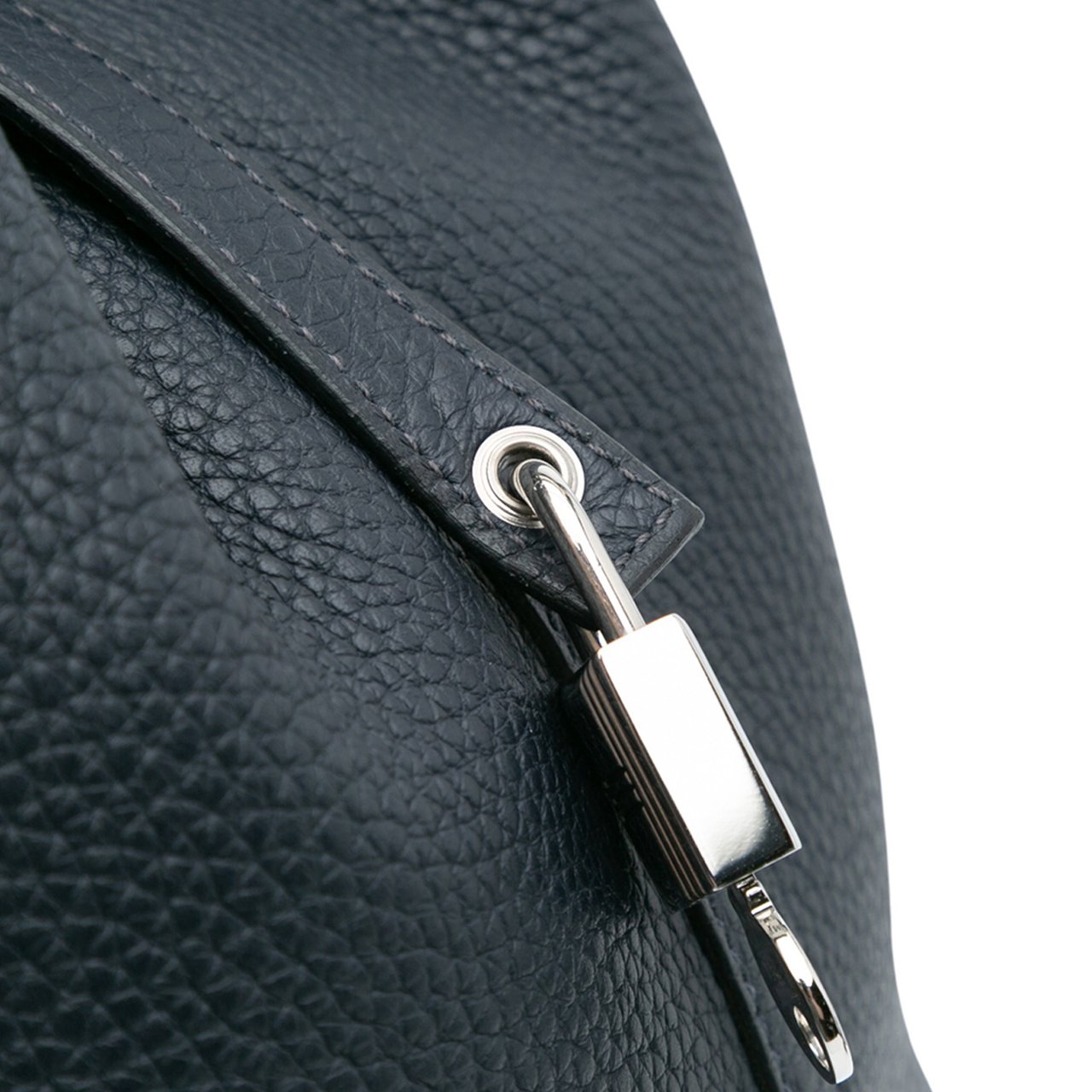 Hermès Clemence Picotin Lock 22 Blauw