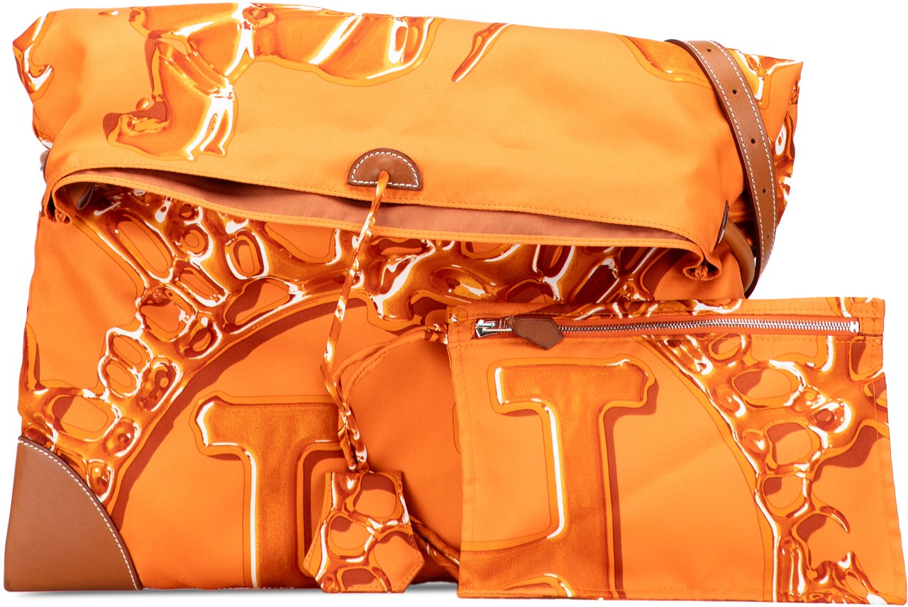 Hermès Vif Argent Silky City 38 Oranje