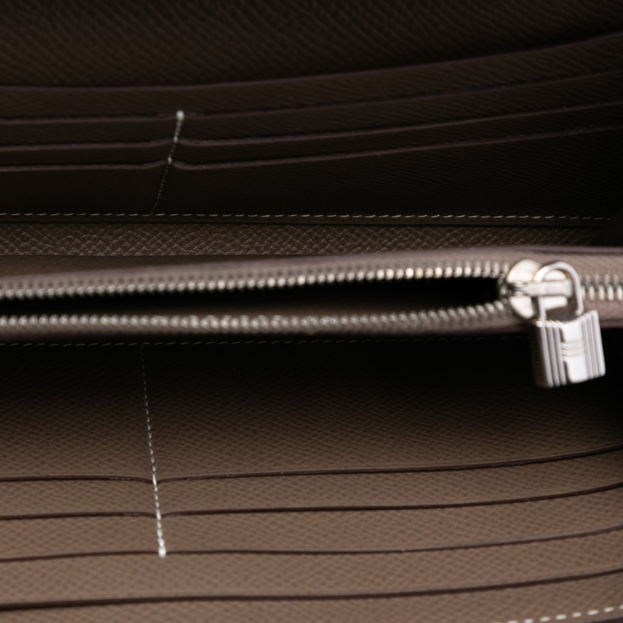 Hermès Epsom Kelly Longue Wallet Bruin