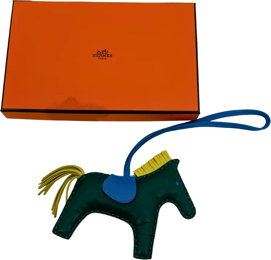 Hermès Hermès Rodeo MM Milo Malachite / Bleu Zanzibar / Lime Bag Charm / very good Blauw