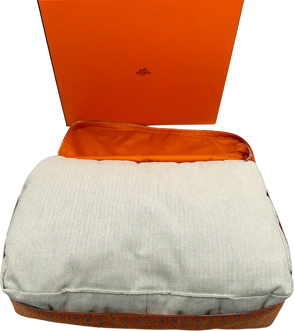Hermès Hermès Housse De Voyage MM Travel Silk Cushion Cover Orange / unworn Oranje