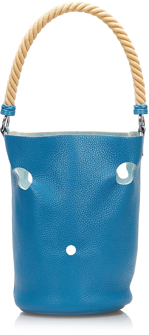 Hermès Clemence Mangeoire Bucket PM Blauw