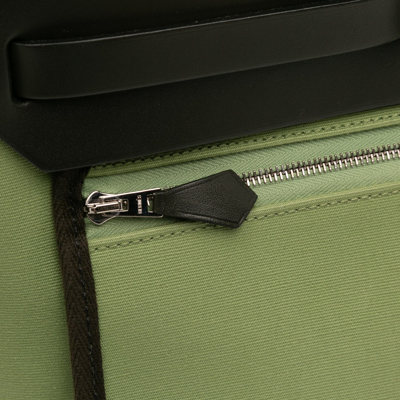 Hermès Toile Herbag Zip 31 Groen