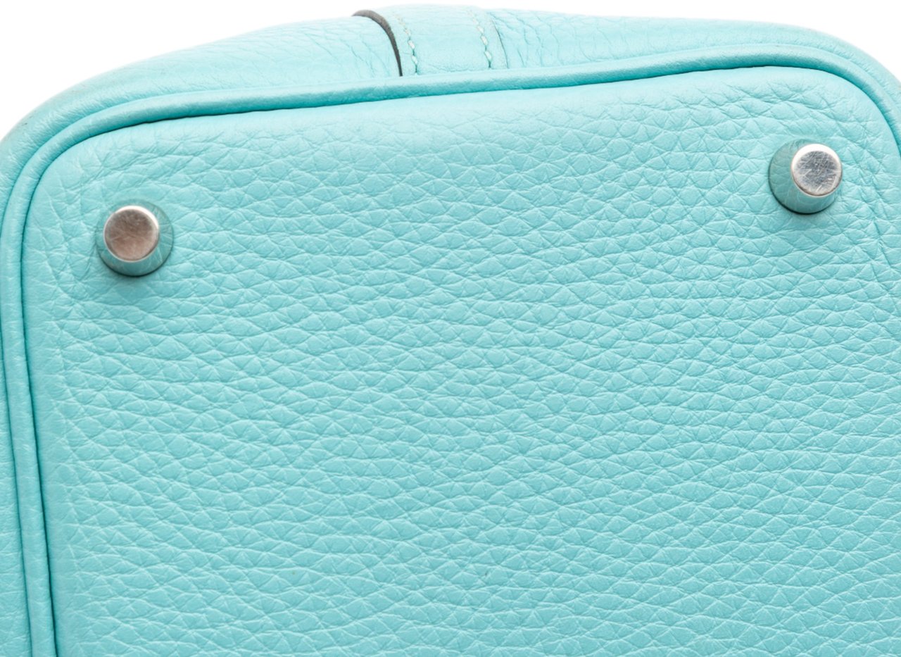 Hermès Clemence Picotin Lock 18 Blauw