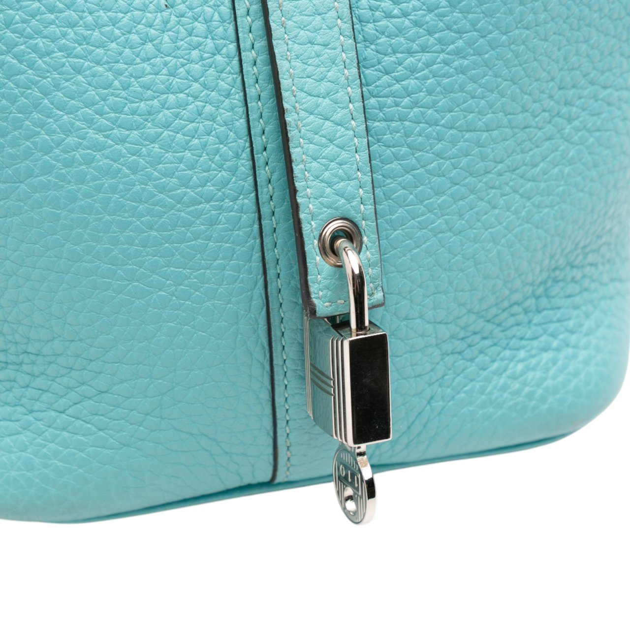 Hermès Clemence Picotin Lock 18 Blauw