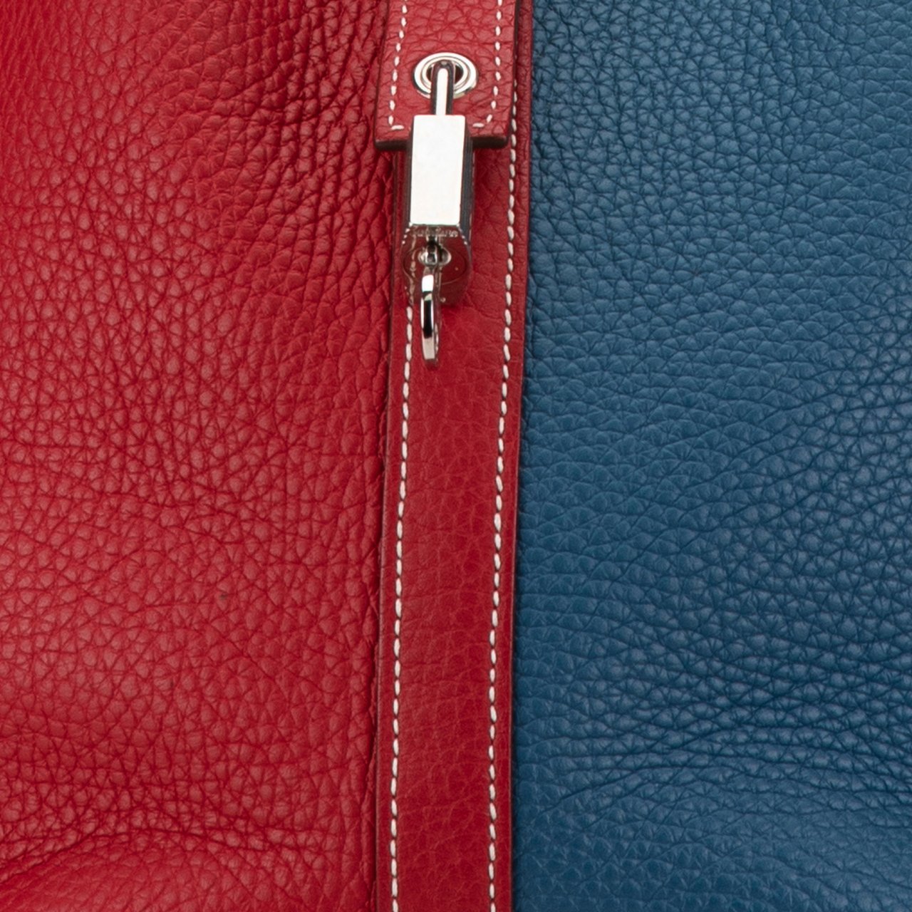 Hermès Bicolor Clemence Picotin Lock 22 Blauw
