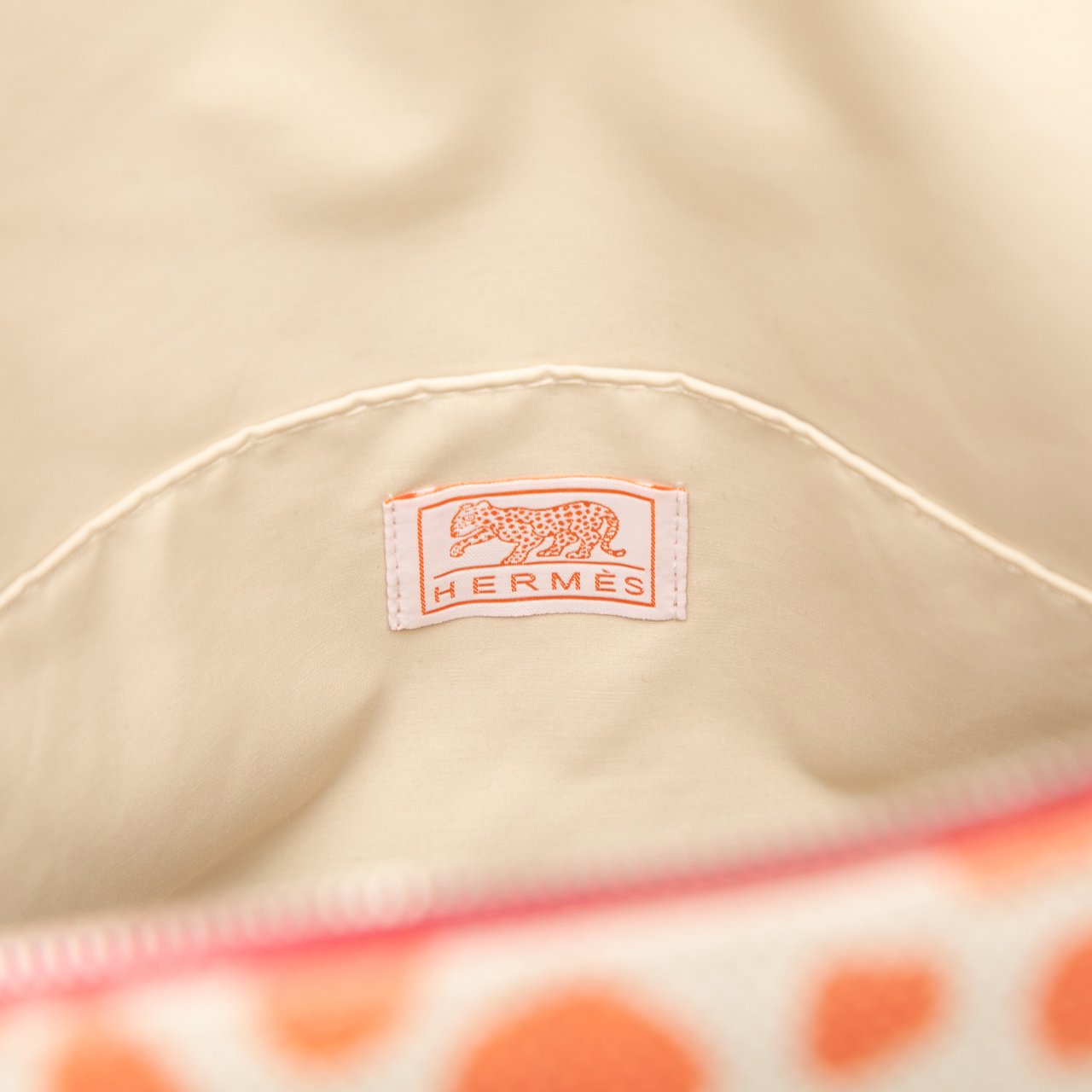 Hermès Printed Toile Bolide Trousse de Voyage GM Wit