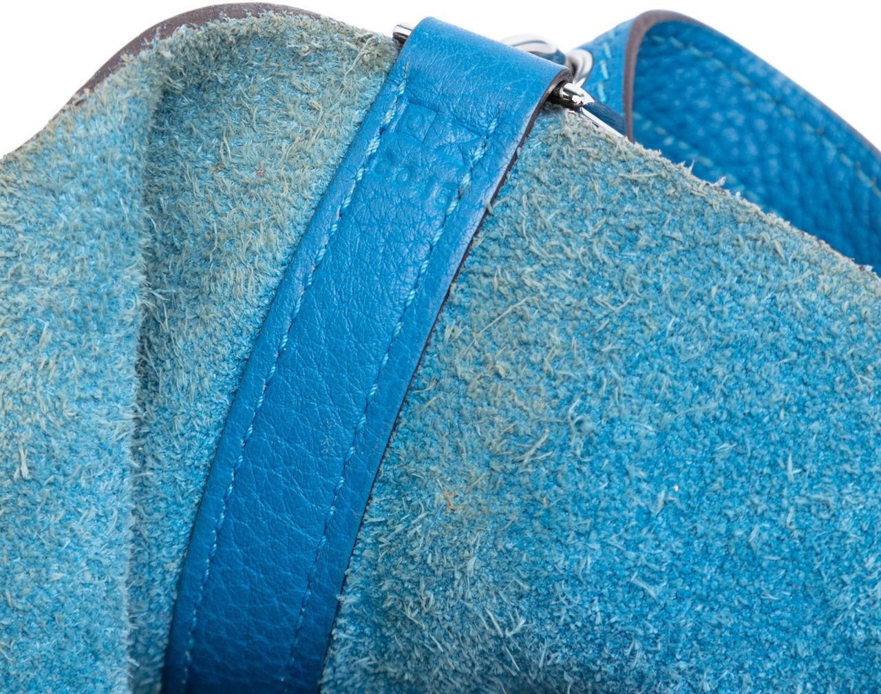 Hermès Clemence Picotin Lock 18 Blauw