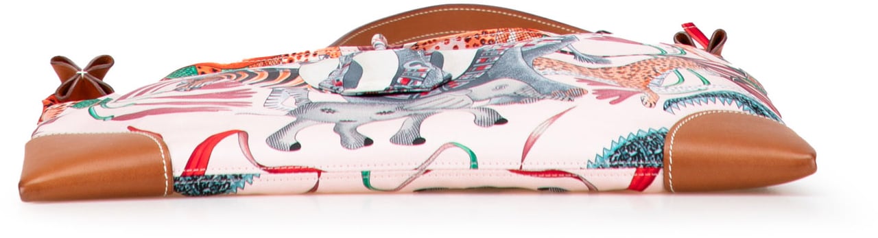 Hermès Silk La Marche Du Zambeze Silky City 33 Roze