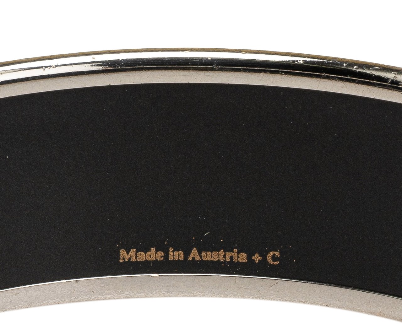 Hermès Wide Enamel Cloisonne Bangle 65 Zwart