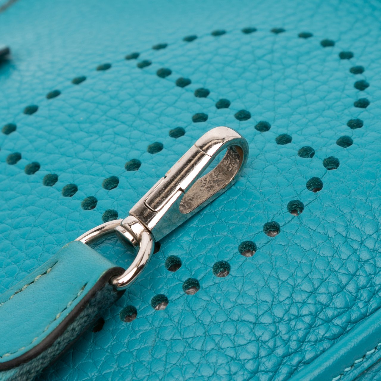 Hermès Clemence Evelyne TPM Blauw