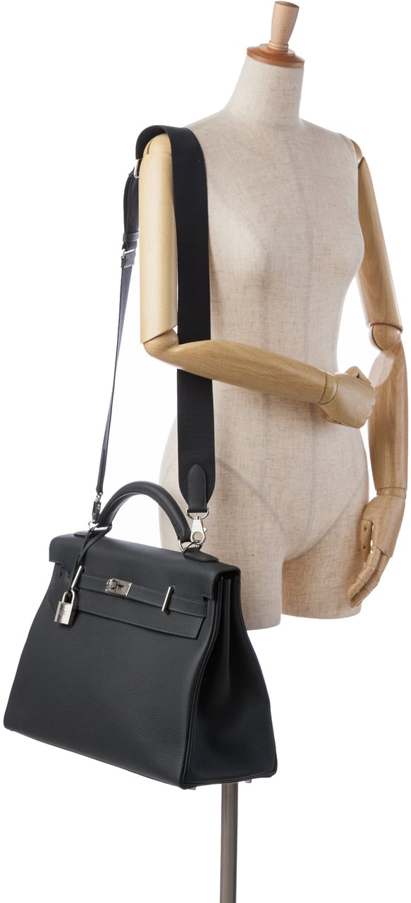 Hermès Togo Maxi Kelly 42 Zwart