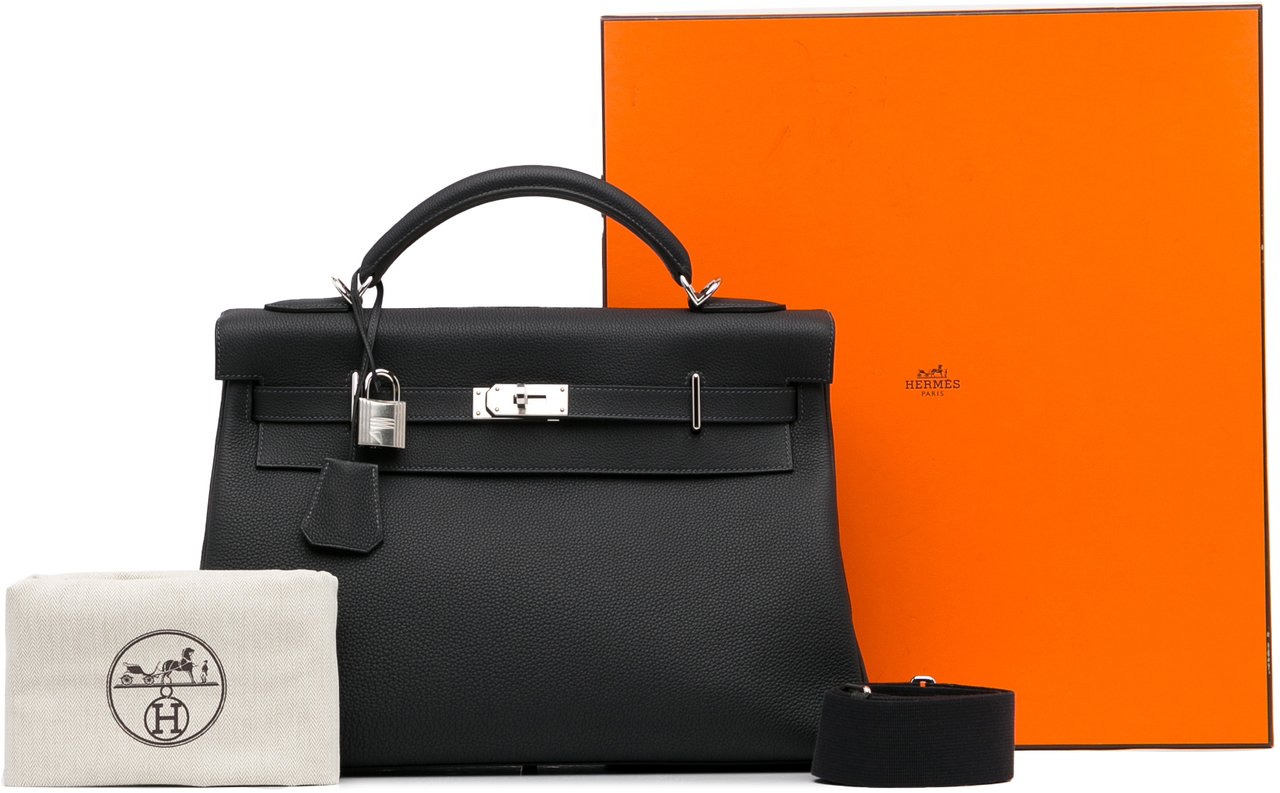Hermès Togo Maxi Kelly 42 Zwart