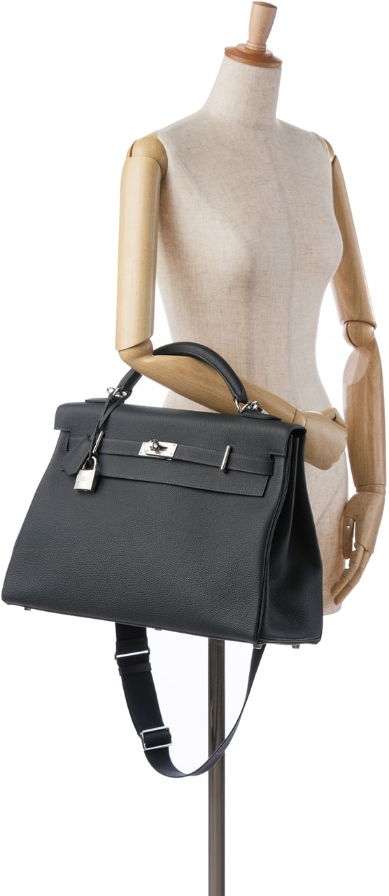 Hermès Togo Maxi Kelly 42 Zwart