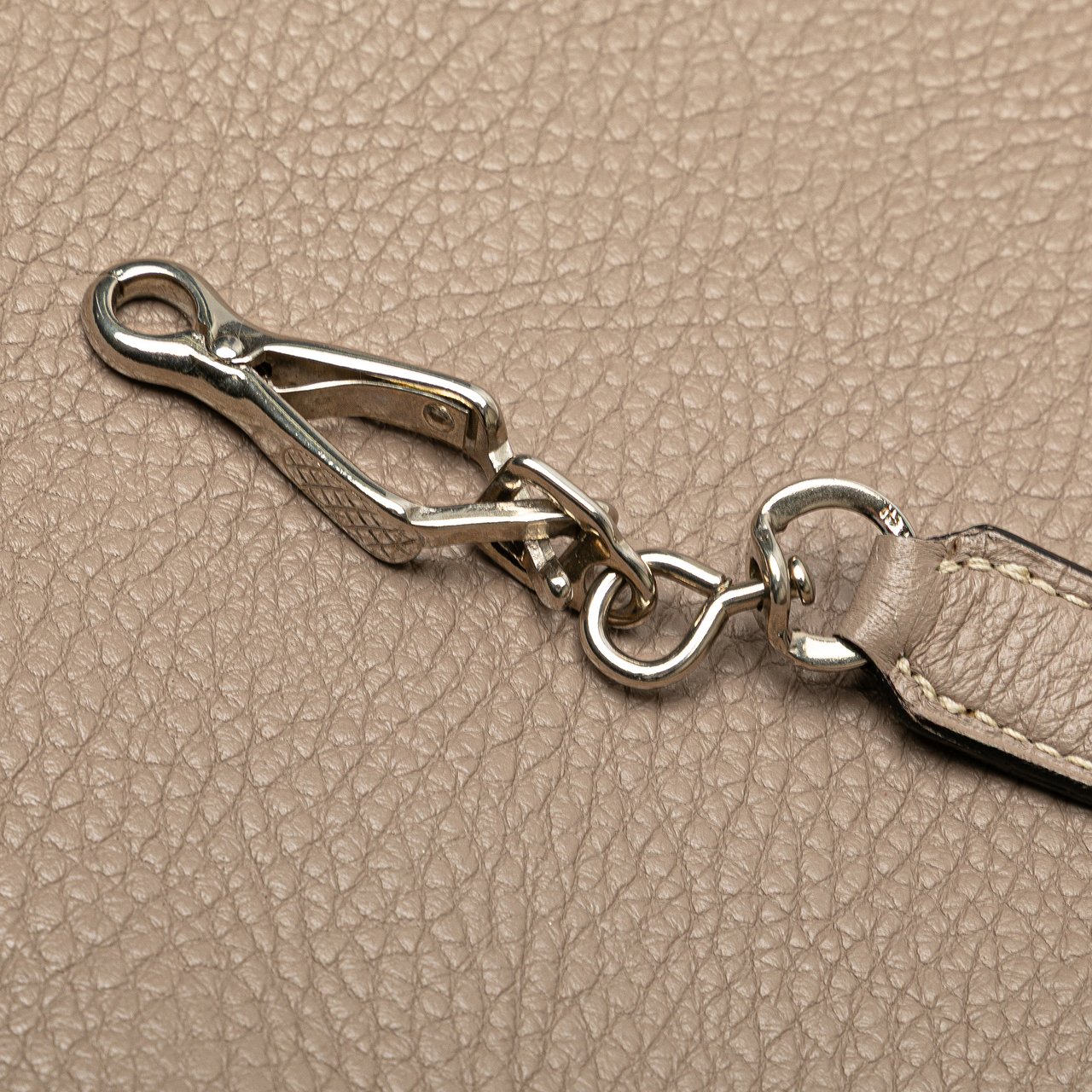 Hermès Clemence Trim II 38 Bruin