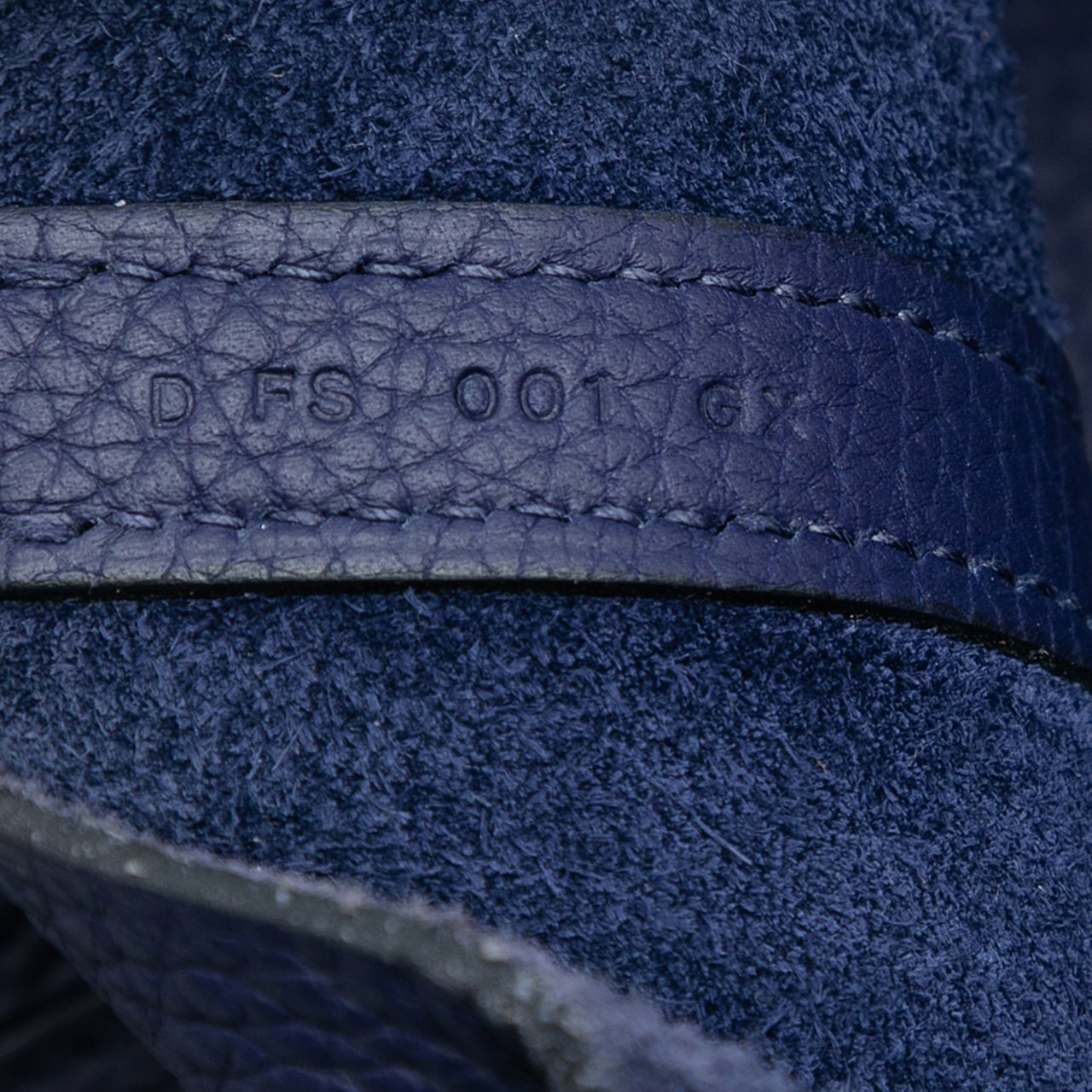 Hermès Clemence Picotin Lock 18 Blauw