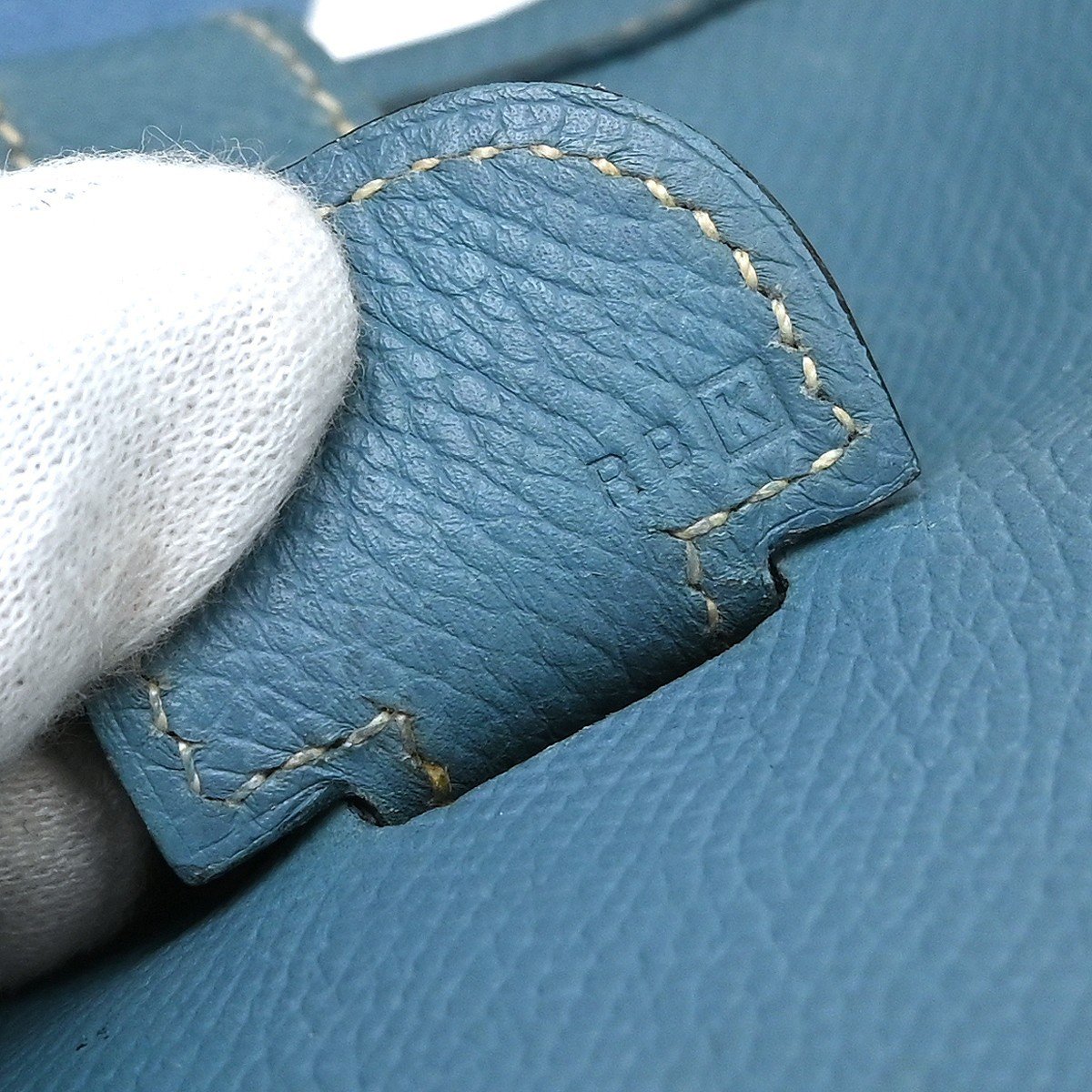 Hermès Hermes Evelyne Bag Gen II Clemence GM Blauw