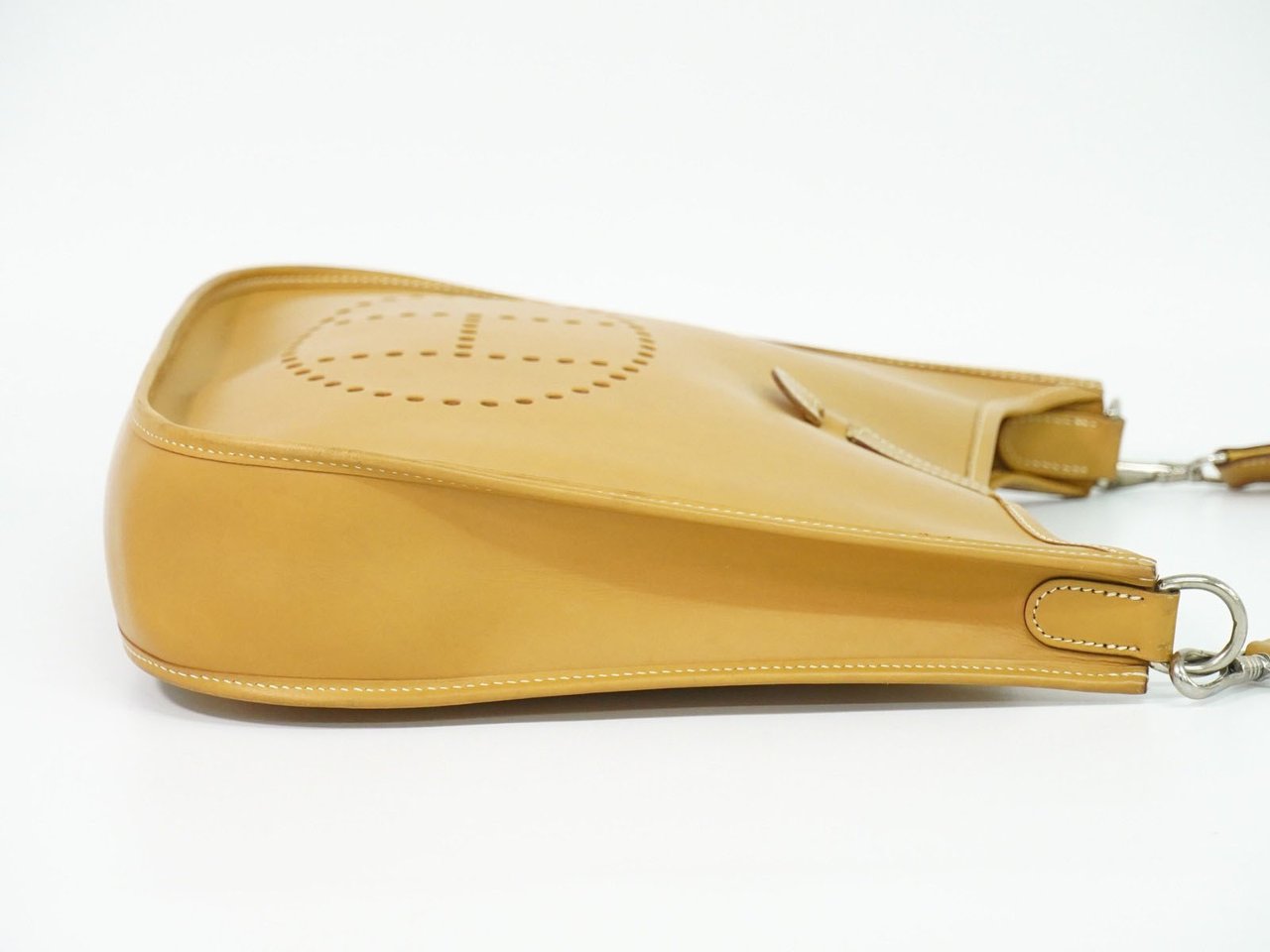 Hermès Hermes Evelyne Bag Gen I Courchevel GM Bruin