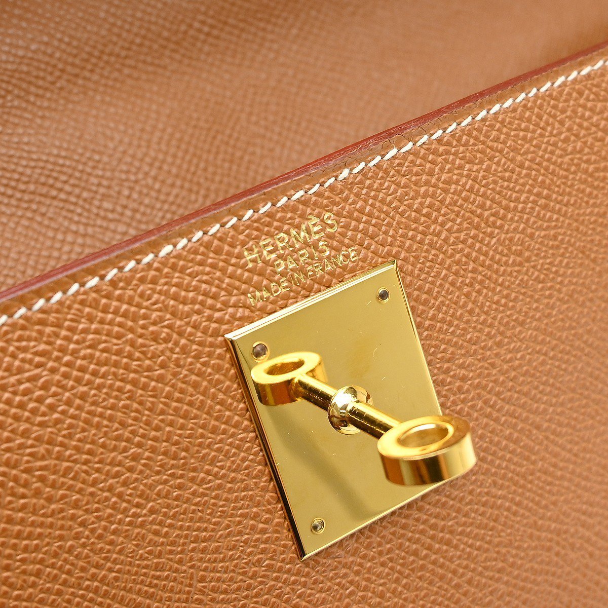 Hermès Hermes Kelly Brown Courchevel with Gold Hardware 32 Bruin