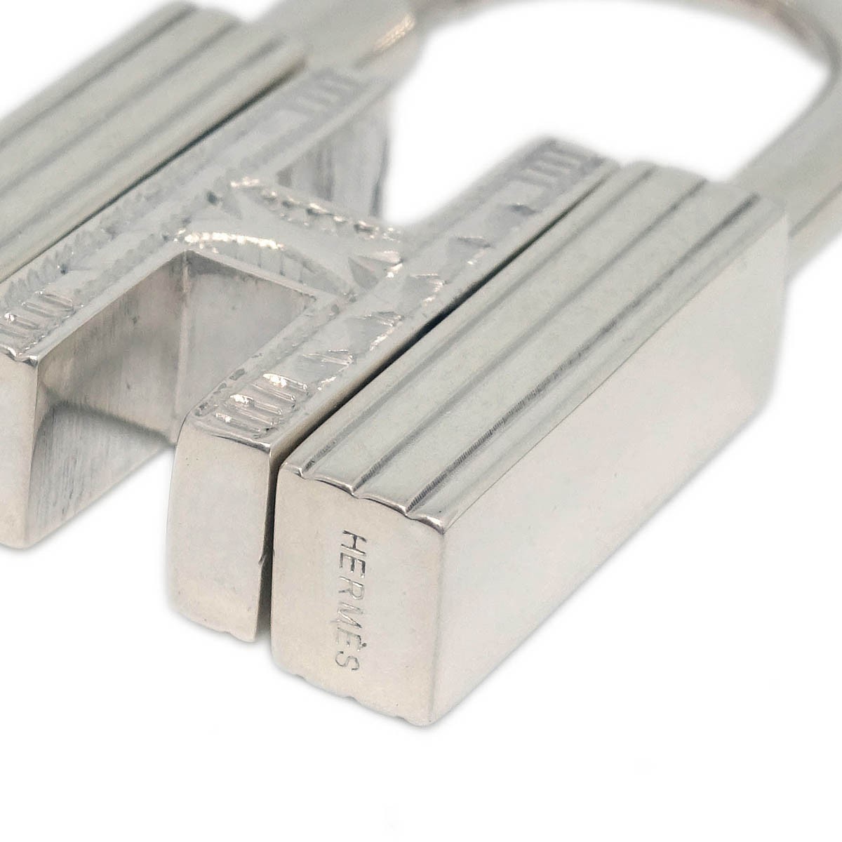 Hermès Hermes Annee Mediterranee Cadena Lock Charm Metal Zilver
