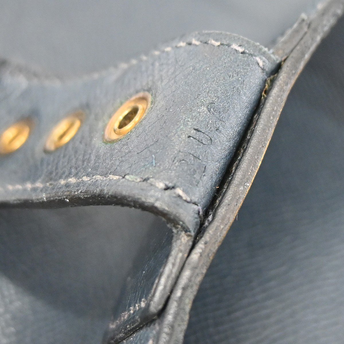 Hermès Hermes Sac a Depeches Courchevel 38 Navy