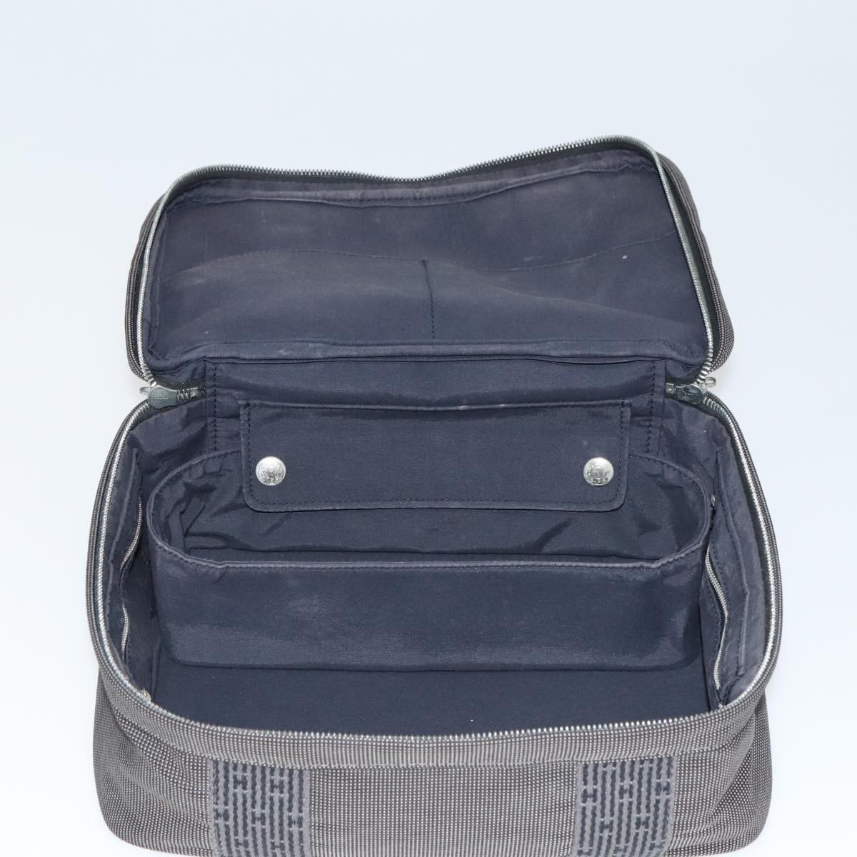 Hermès Hermes Vanity Herline Pouch Canvas Grijs