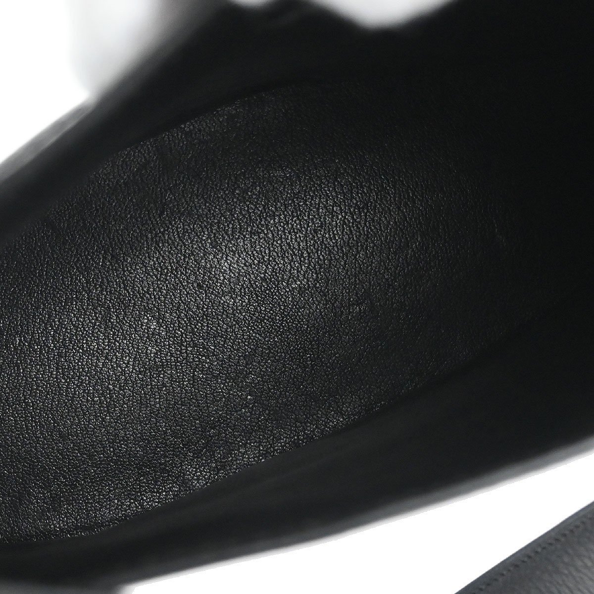 Hermès Hermes Cadena Bag Leather Zwart