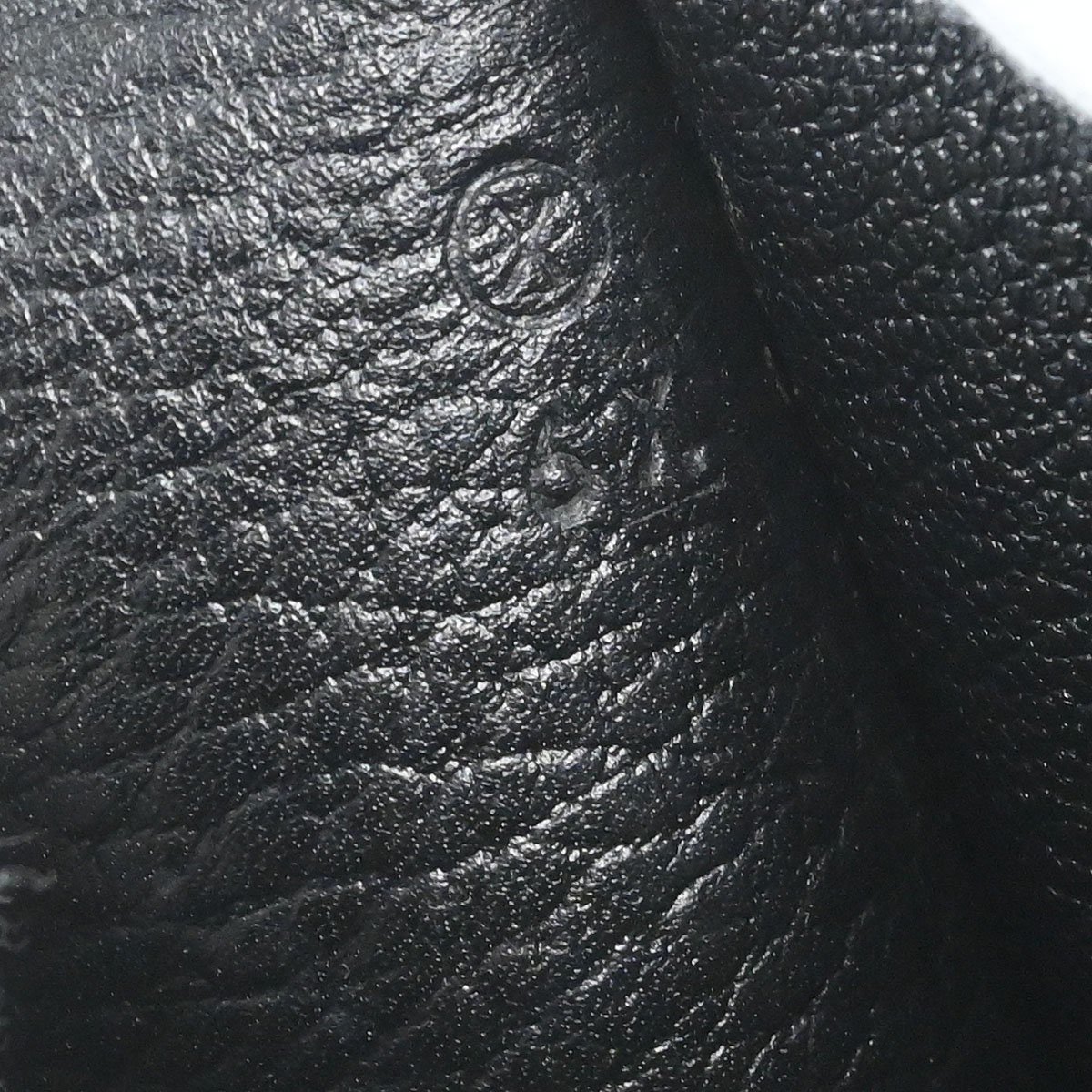 Hermès Hermes Cadena Bag Leather Zwart