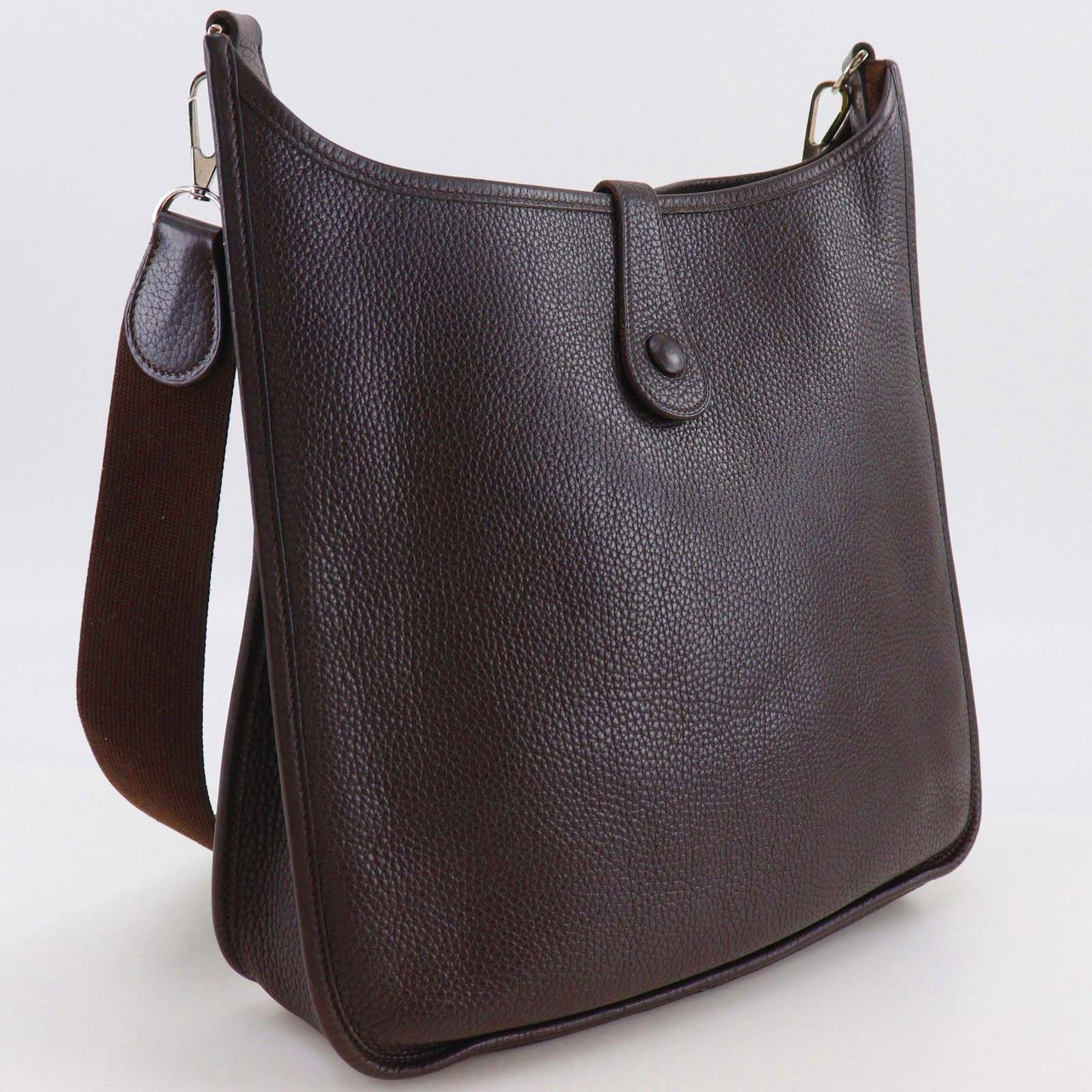 Hermès Hermes Evelyne Bag Gen I Clemence GM Bruin