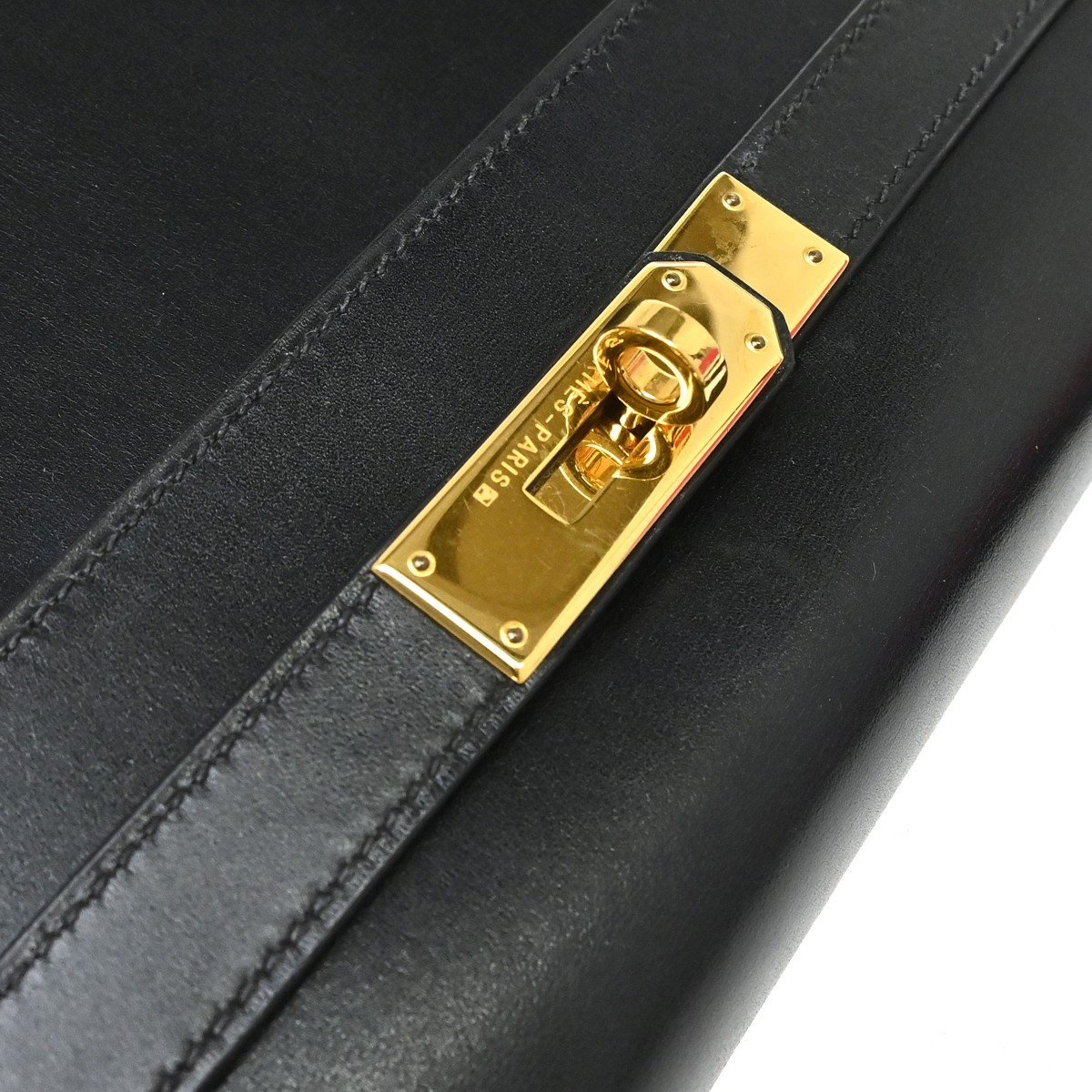 Hermès Hermes Kelly Black Box Calf with Gold Hardware 32 Zwart
