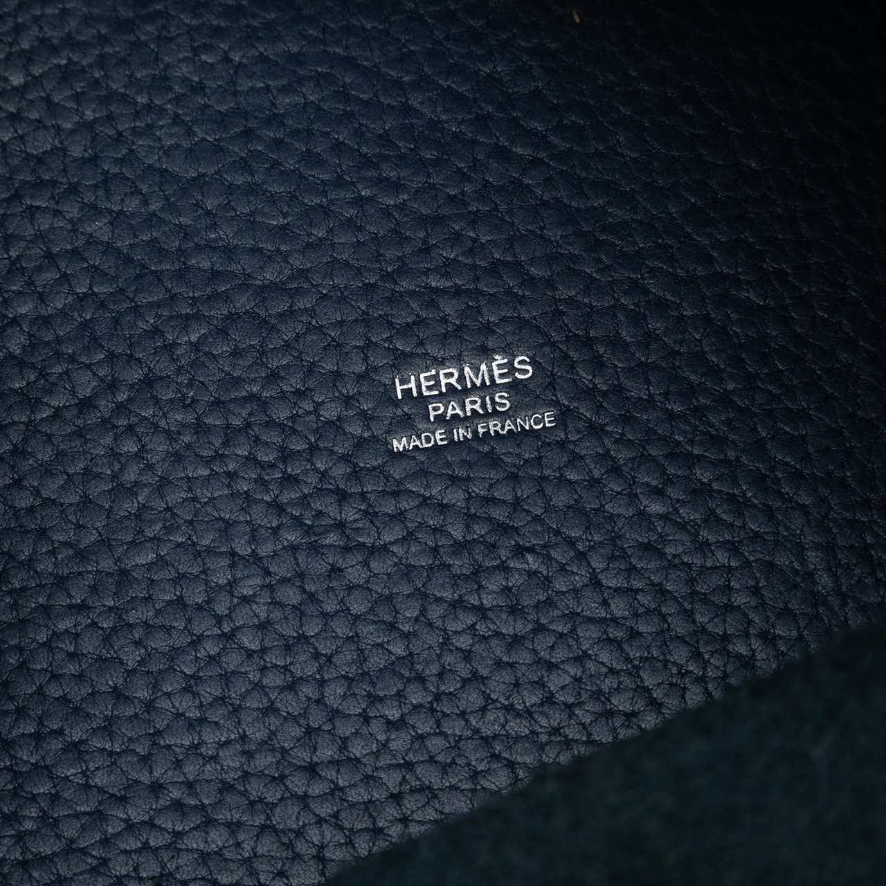 Hermès Clemence Picotin Lock 22 Blauw