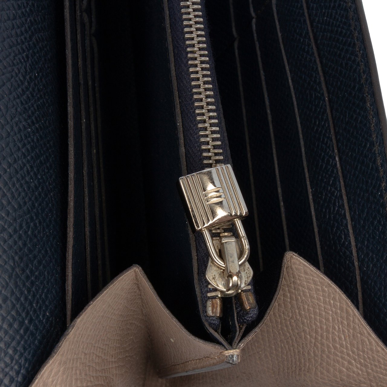 Hermès Epsom Kelly Longue Wallet Bruin