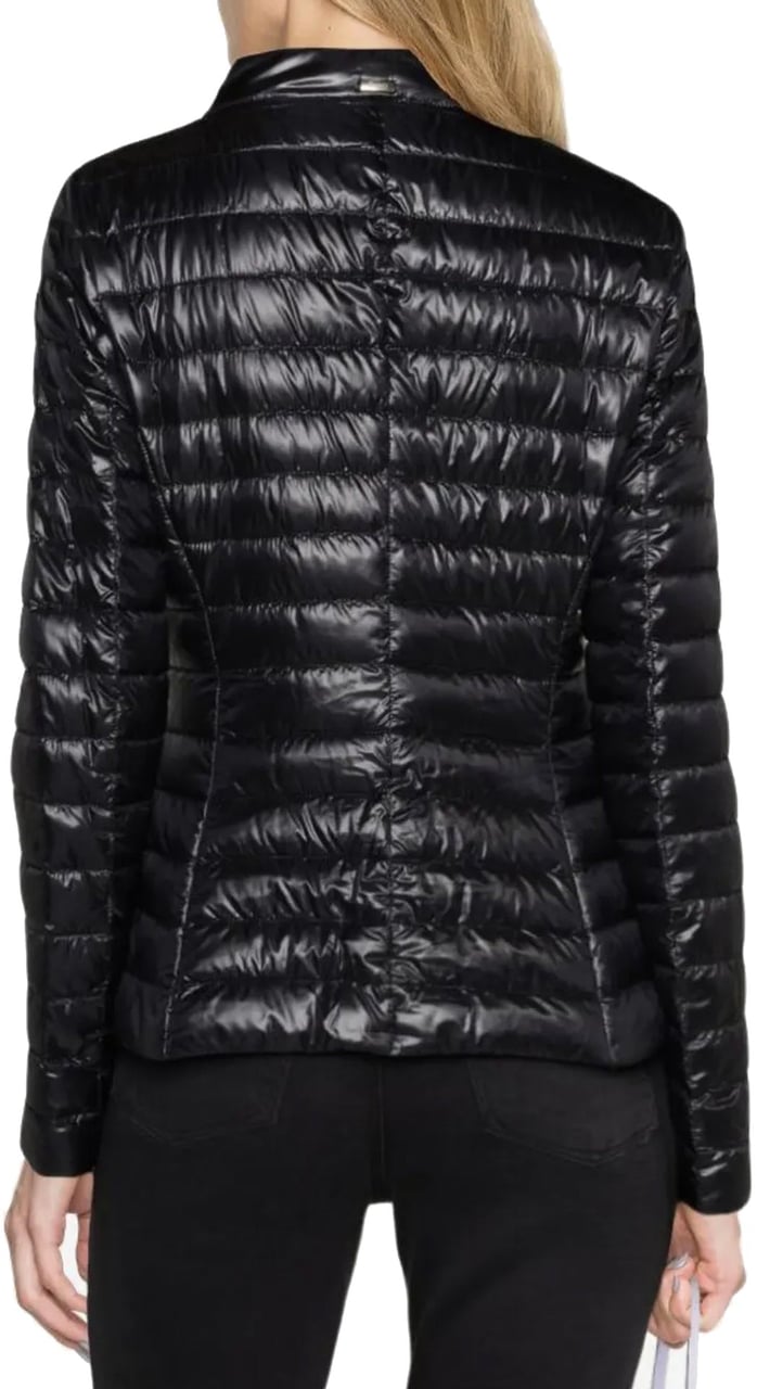 Herno ultralight Down Jacket Zwart