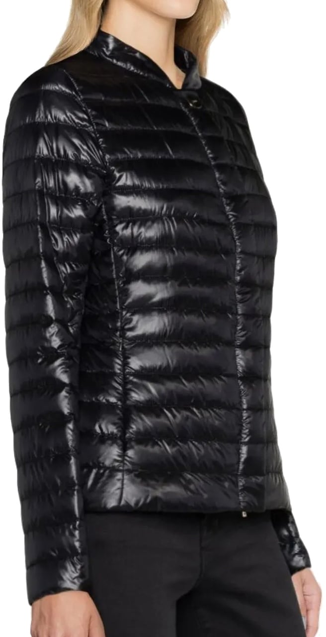 Herno ultralight Down Jacket Zwart