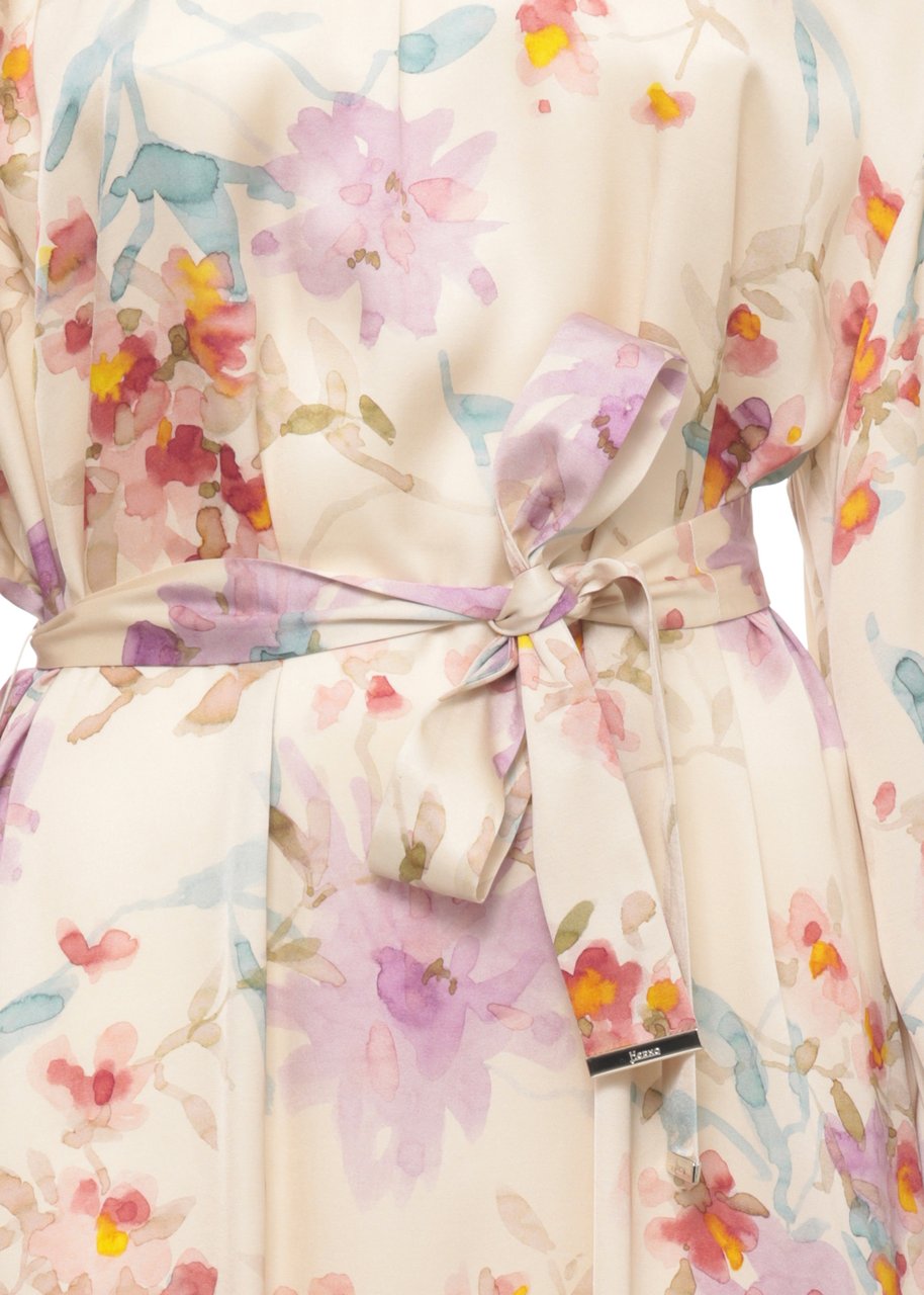 Herno Dresses Ivory Wit