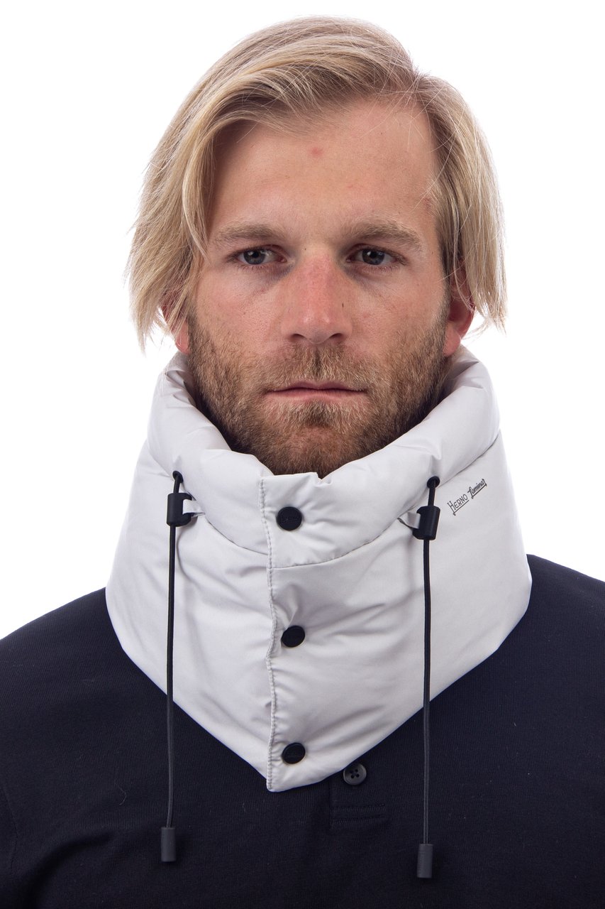 Herno Padded Down Neck Warmer Zwart