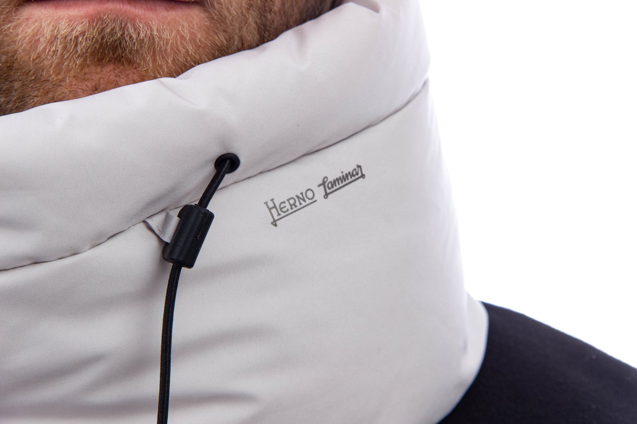 Herno Padded Down Neck Warmer Zwart