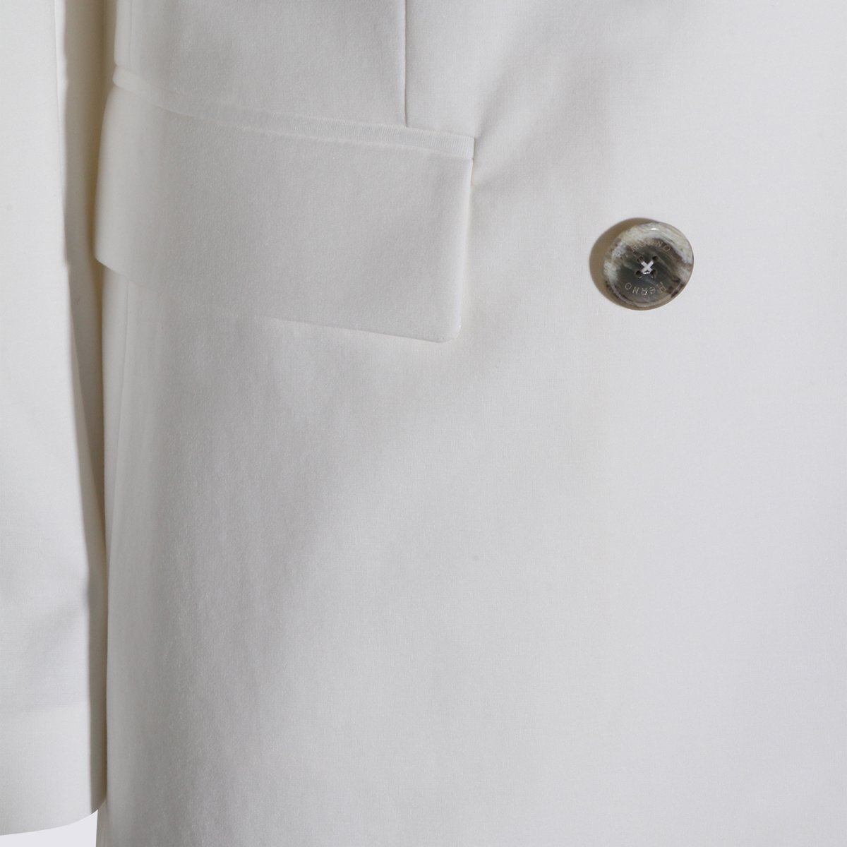 Herno White Jacket with Classic Collar Wit