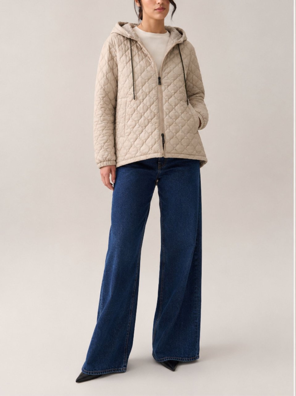 Herno Gold Diamond Quilting Hooded Down Jacket Neutraal