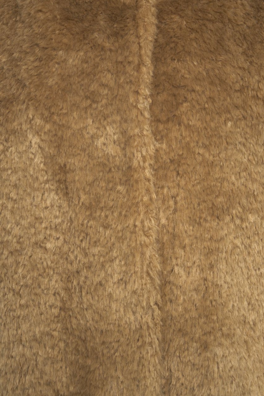 Herno Faux fur jacket Bruin