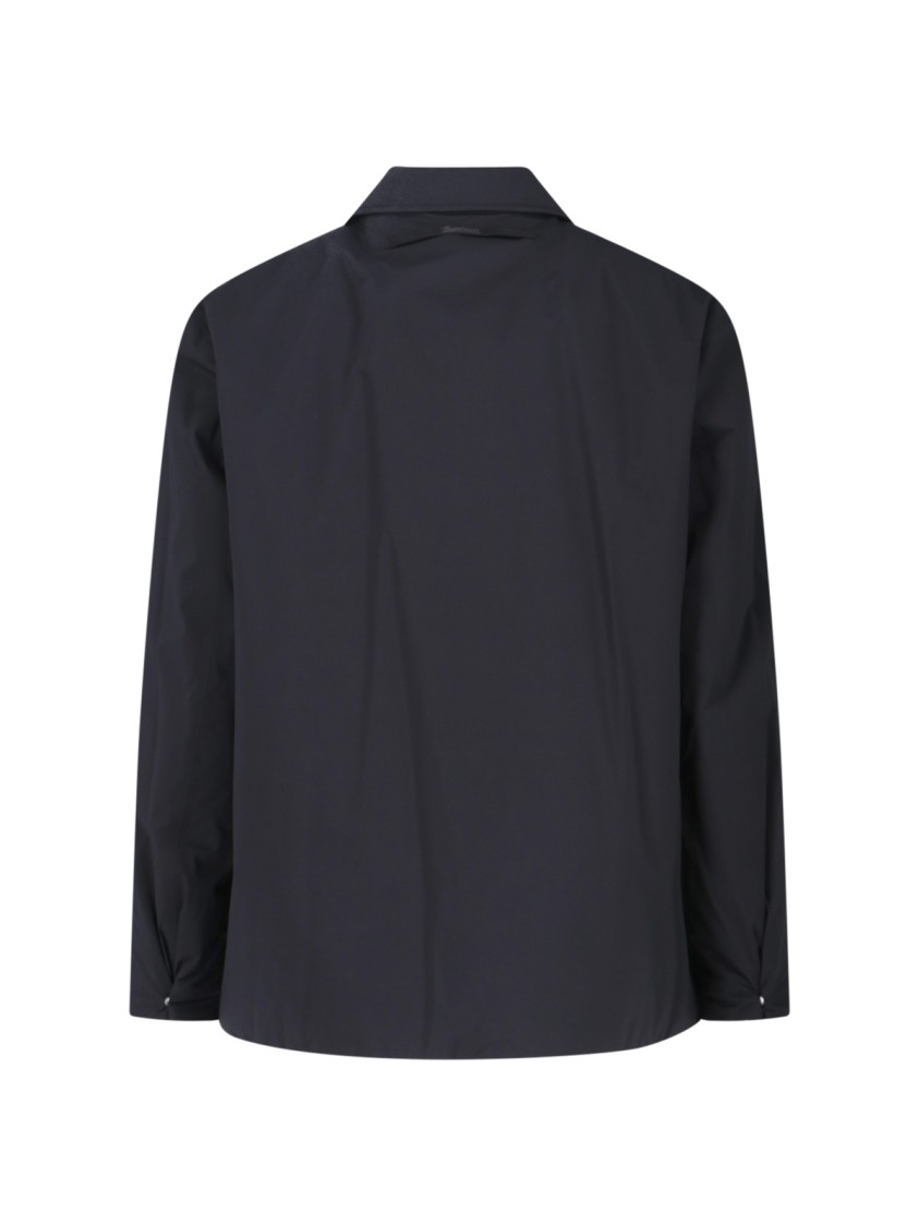 Herno Minimalist Black Jacket With Tailored Fit And Zipper Closure Zwart